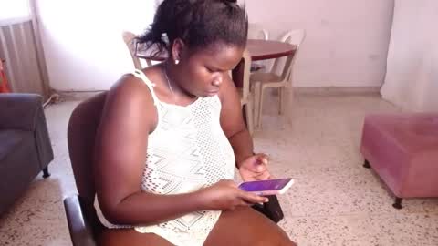 Snapshot of breestaarrs chatting on January 9, 12:30 pm Valentina online show from January 9, 12:30 pm