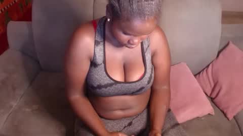 Snapshot of breestaarrs chatting on October 20, 8:15 am Valentina online show from October 20, 8:15 am