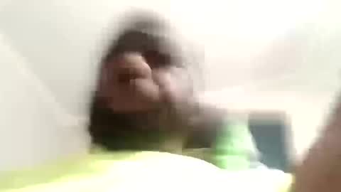 Snapshot of breeze316 chatting on October 2, 10:22 am breeze316 online show from October 2, 10:22 am