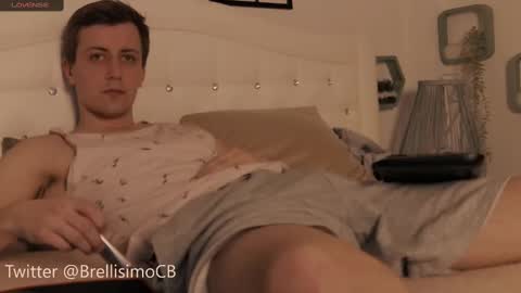 Snapshot of brell_line chatting on February 19, 2:23 pm Brelland online show from February 19, 2:23 pm