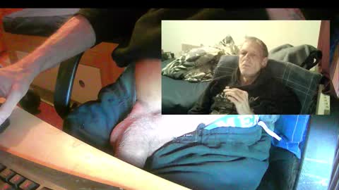 Snapshot of bremer64 chatting on November 28, 5:04 pm bremer64 online show from November 28, 5:04 pm