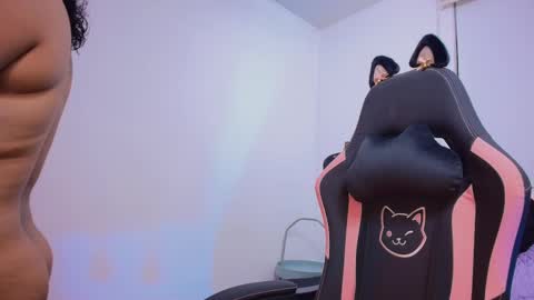 Snapshot of brenda__gomez chatting on February 24, 11:32 am Brendita online show from February 24, 11:32 am