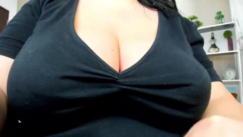 Snapshot of brenda_skye chatting on February 12, 7:44 am Brenda Skye online show from February 12, 7:44 am