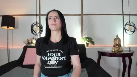 Snapshot of brendacantorel chatting on October 6, 11:51 am MeganBeaked online show from October 6, 11:51 am