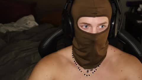 brentonverde online show from November 30, 12:25 am