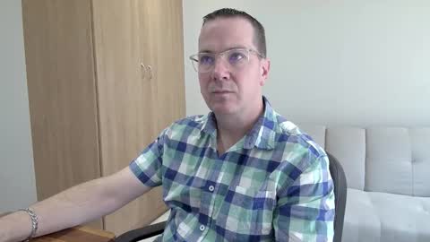 Brett online show from September 13, 9:53 am