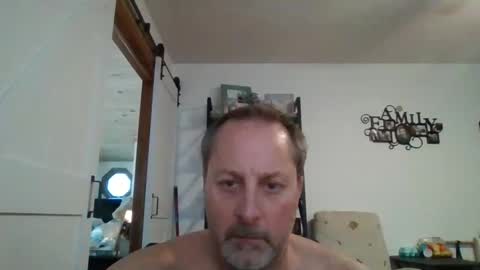 hey online show from October 22, 8:52 pm