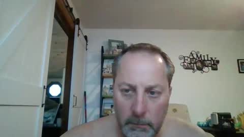 hey online show from October 24, 9:44 pm