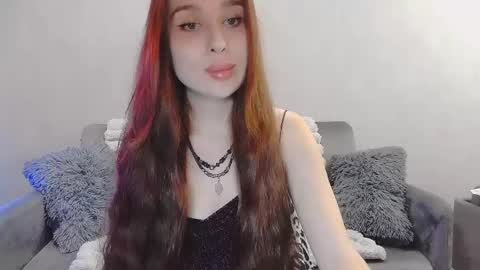 bri_fox online show from March 29, 5:35 pm