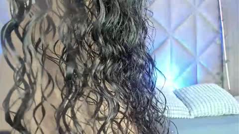 Snapshot of briaconner_ chatting on October 20, 1:50 am B R I A online show from October 20, 1:50 am