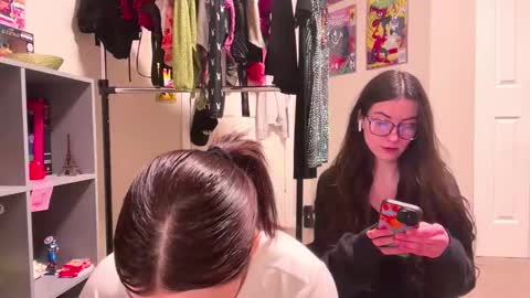 Snapshot of briadominick chatting on February 21, 5:13 am Brianna3 online show from February 21, 5:13 am