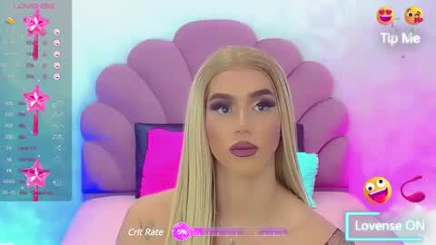 Snapshot of briana_sex32 chatting on December 19, 9:51 am BRIANA online show from December 19, 9:51 am