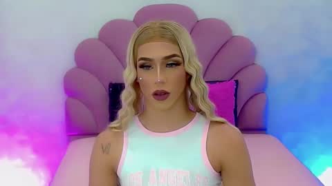 Snapshot of briana_sex32 chatting on January 14, 1:36 am BRIANA online show from January 14, 1:36 am