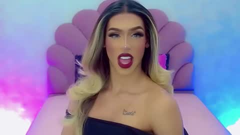 Snapshot of briana_sex32 chatting on January 15, 2:17 am BRIANA online show from January 15, 2:17 am