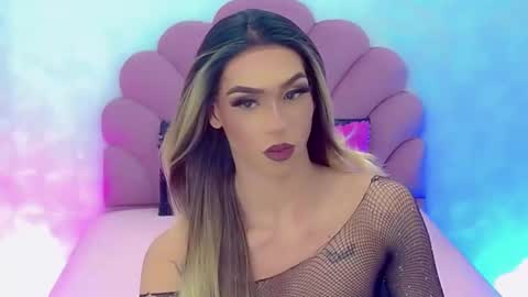 Snapshot of briana_sex32 chatting on January 18, 8:20 am BRIANA online show from January 18, 8:20 am