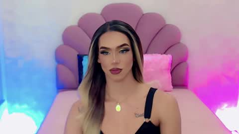 Snapshot of briana_sex32 chatting on January 29, 11:30 am BRIANA online show from January 29, 11:30 am