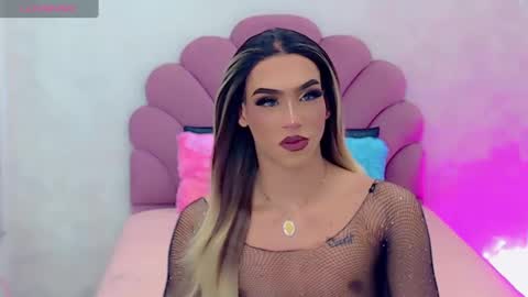 Snapshot of briana_sex32 chatting on February 11, 5:16 am BRIANA online show from February 11, 5:16 am