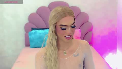 Snapshot of briana_sex32 chatting on February 15, 7:49 am BRIANA online show from February 15, 7:49 am