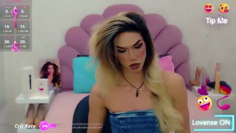 Snapshot of briana_sex32 chatting on September 25, 3:54 am BRIANA online show from September 25, 3:54 am