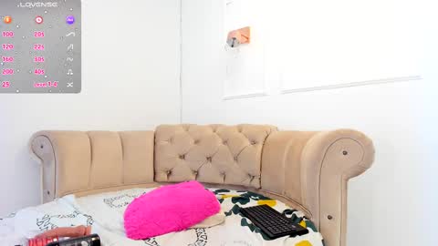 Snapshot of briannaduque chatting on February 14, 6:08 pm Brianna online show from February 14, 6:08 pm