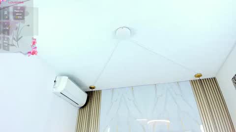 Snapshot of briannaduque chatting on September 11, 1:44 pm Brianna online show from September 11, 1:44 pm