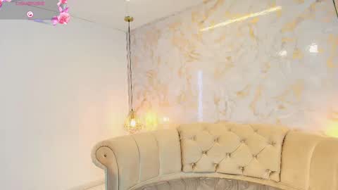 Snapshot of briannaduque chatting on October 2, 12:01 pm Brianna online show from October 2, 12:01 pm