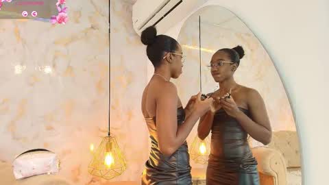 Snapshot of briannaduque chatting on December 1, 12:43 pm Brianna online show from December 1, 12:43 pm