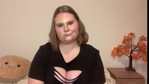 Snapshot of briannakiss21 chatting on November 22, 10:53 pm Brianna online show from November 22, 10:53 pm