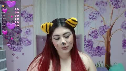 Snapshot of briathomas chatting on February 1, 3:41 am DAYANNA online show from February 1, 3:41 am