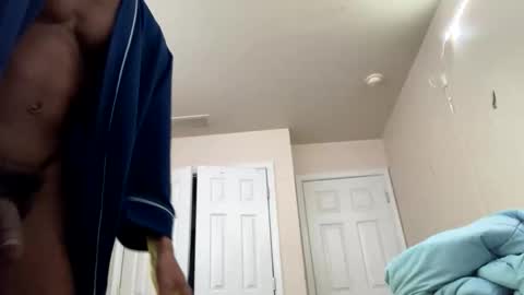 brick280446 online show from February 8, 8:29 am