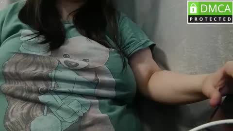 Snapshot of bridget_julianne chatting on October 5, 3:43 pm Bridget Julianne online show from October 5, 3:43 pm