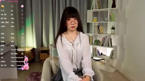 Hanna online show from January 12, 1:11 am