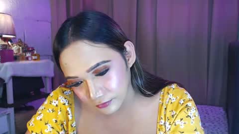 Snapshot of bridgettlovesyou chatting on February 4, 12:40 am BRIDGETT online show from February 4, 12:40 am