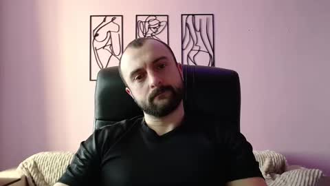 brindlefly69 online show from February 19, 11:38 am