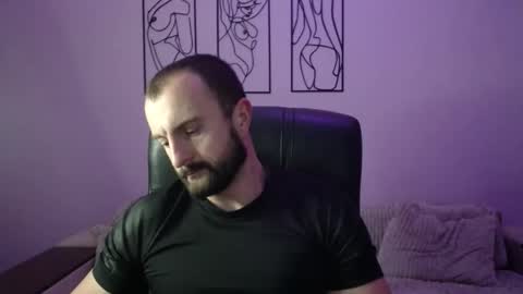 brindlefly69 online show from September 17, 11:34 am