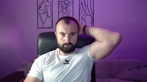 brindlefly69 online show from October 16, 11:55 am