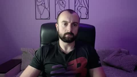 brindlefly69 online show from November 11, 11:10 am