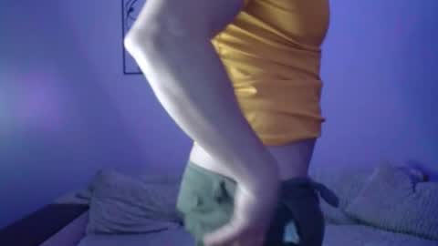 brindlefly69 online show from November 26, 1:56 pm