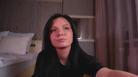 Ann online show from February 8, 9:18 pm