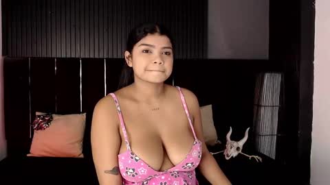 Snapshot of britanny_88 chatting on October 12, 1:10 pm Britanny online show from October 12, 1:10 pm