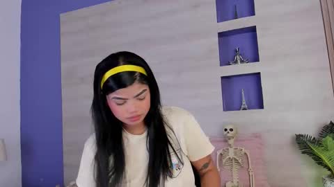 Snapshot of britanny_88 chatting on October 18, 1:56 pm Britanny online show from October 18, 1:56 pm