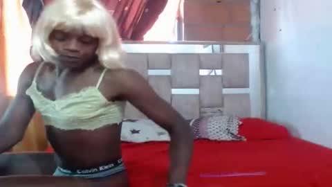 britannyts1 online show from November 11, 9:48 pm