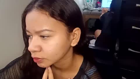 Snapshot of brithany791335 chatting on February 12, 3:51 pm brithany online show from February 12, 3:51 pm