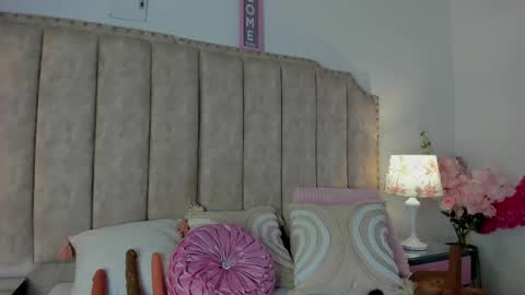 brithanyparker_ online show from April 14, 5:13 am