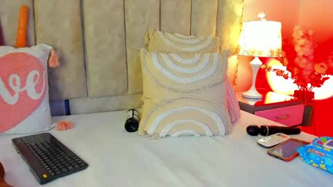 brithanyparker_ online show from April 18, 5:11 am