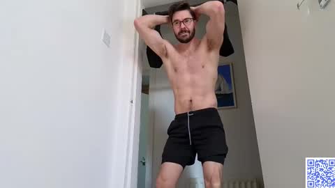 Snapshot of britishpoet chatting on February 27, 11:52 am Callum online show from February 27, 11:52 am