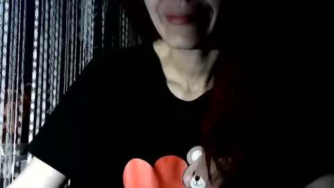 Snapshot of britneyamy chatting on May 23, 9:41 pm Britney online show from May 23, 9:41 pm