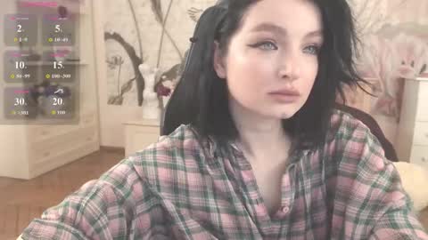 britneybarker online show from March 20, 4:50 am