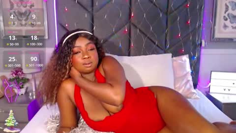 Snapshot of brittanyjhonnns chatting on December 10, 8:27 pm brittany 25 years old happy as a worm online show from December 10, 8:27 pm