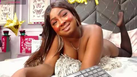 Snapshot of brittanyjhonnns chatting on December 23, 8:33 am brittany 25 years old happy as a worm online show from December 23, 8:33 am